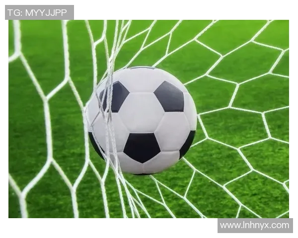 足球黑蛋揭秘：从神秘起源到当今赛场的影响力分析